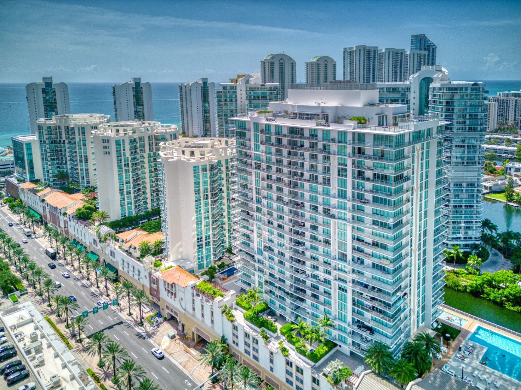 Parque Towers, a residential building in Sunny Isles Beach, Florida